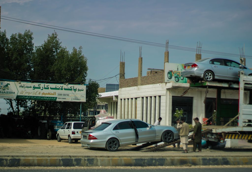 car loading