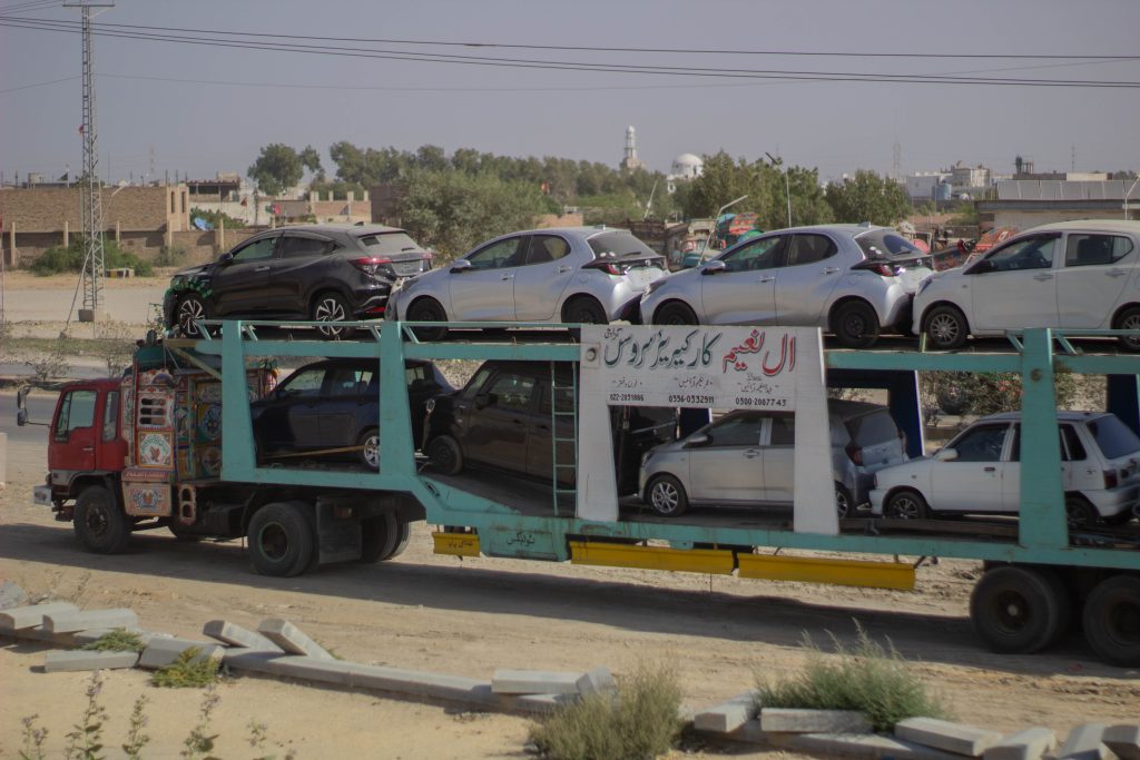Double-Decker Car Carrier